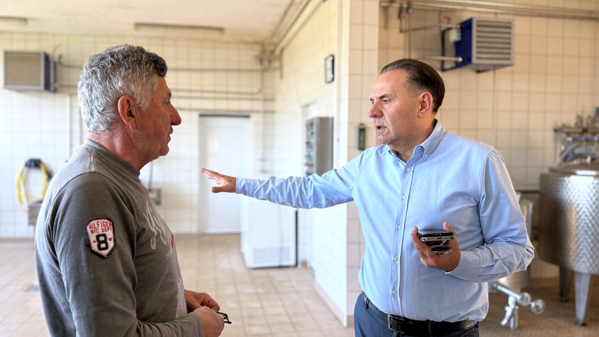 Rasim Ljajić tokom predizborne aktivnosti u Guči